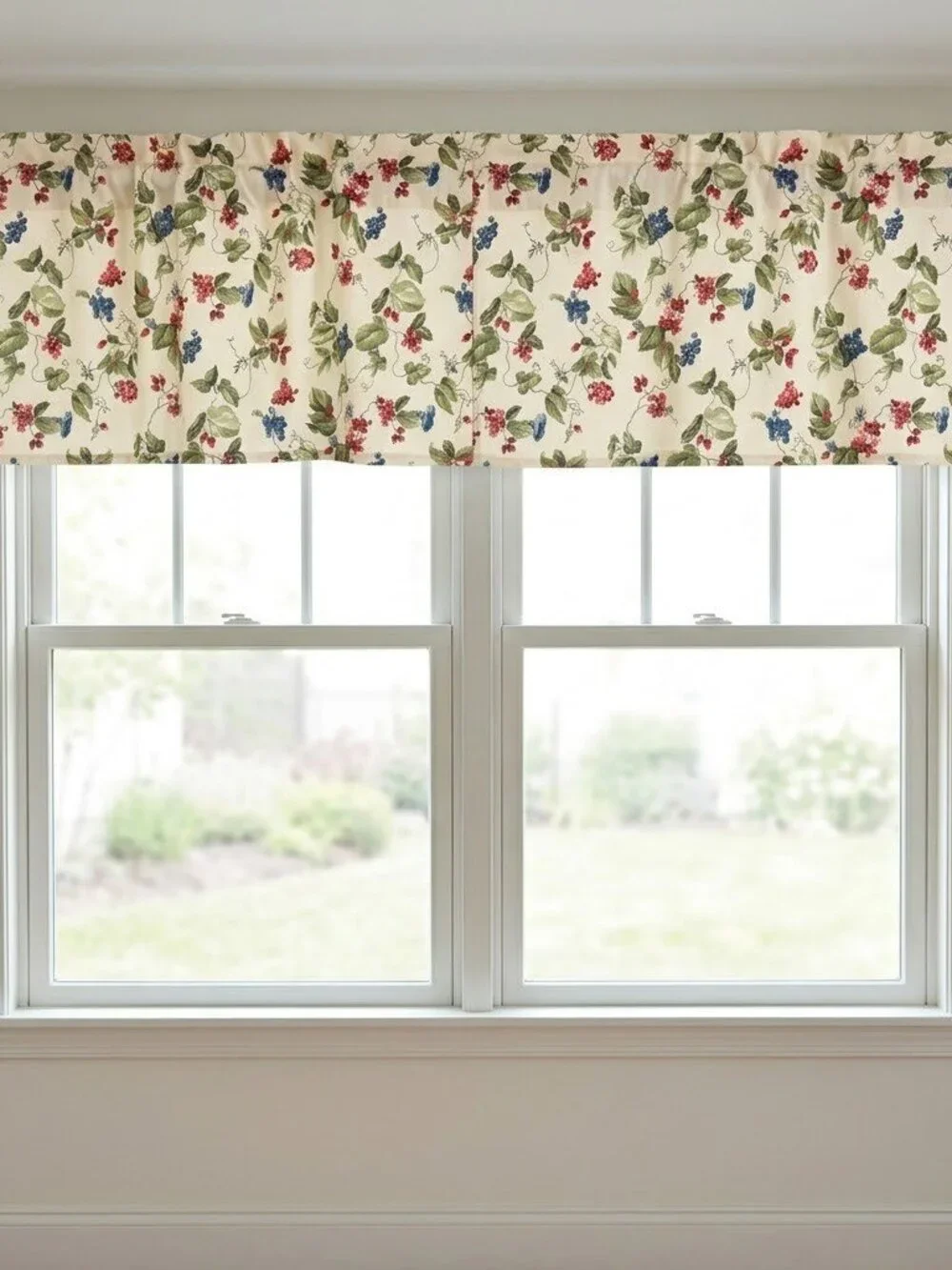 Pair of Vintage Waverly Pleasant Valley Curtain Valances Set of 2 Grapes Country